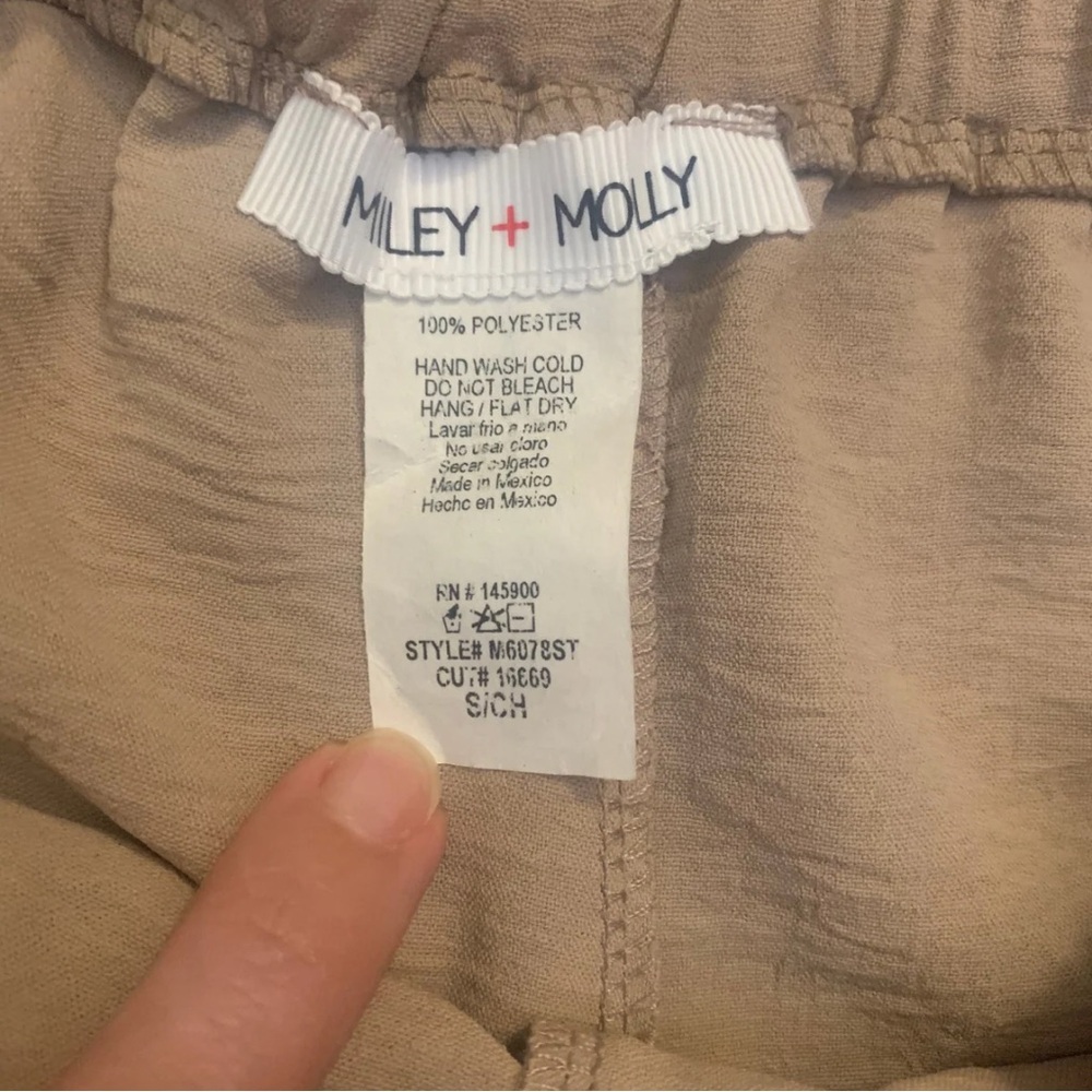 Miley + Molly SET 2 Dressy Shorts Forest Green Tan Beige Small High Rise Basics - Picture 4 of 11
